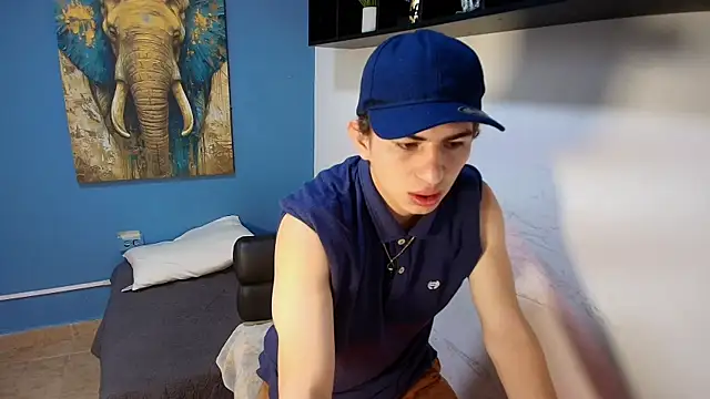 Snapshot of ADAM_CUMS chatting on 07-27-26, 12:23 ADAM CUMS online show from 07-27-26, 12:23