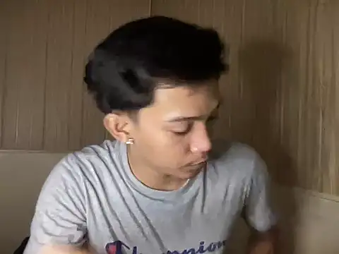 YourcumBoy77 online show from 07-22-26, 01:25
