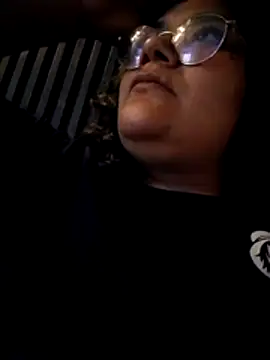 Snapshot of DarkReed_ chatting on 07-31-26, 11:04 DarkReed online show from 07-31-26, 11:04