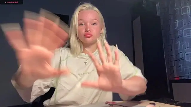 Snapshot of JoleneDorow chatting on 07-06-26, 01:57 JoleneDorow online show from 07-06-26, 01:57