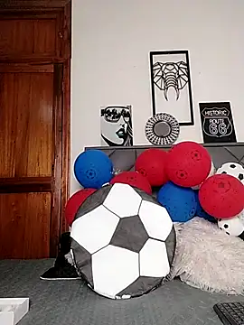 Bianca Vibe online show from 07-15-26, 08:03