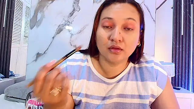 Honey-Hips online show from 07-11-26, 11:57