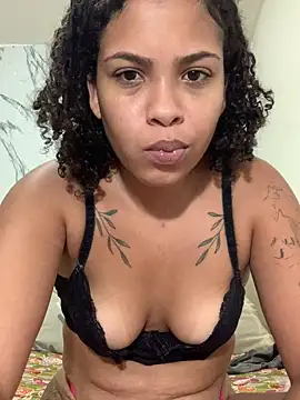 Snapshot of Debbyhot chatting on 07-04-26, 12:06 Debbyhot online show from 07-04-26, 12:06