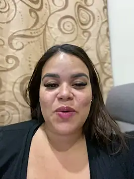 Snapshot of AliceStarshine chatting on 02-20-25, 02:29 AliceStarshine online show from 02-20-25, 02:29