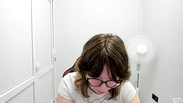 HachiYume online show from 07-18-26, 07:01