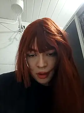 Snapshot of Kittiebell chatting on 07-17-26, 10:47 Kittiebell online show from 07-17-26, 10:47