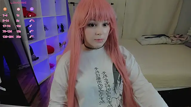 Snapshot of Blossom_Anna chatting on 07-11-26, 07:05 Blossom Anna online show from 07-11-26, 07:05