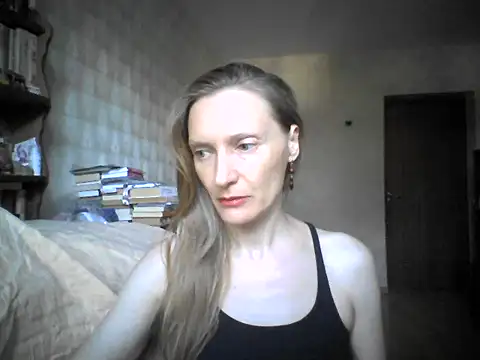 LunaBelle2 online show from 07-19-26, 04:11