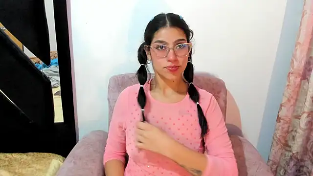 Snapshot of TrinityJames_ chatting on 07-28-26, 03:57 TrinityJames online show from 07-28-26, 03:57