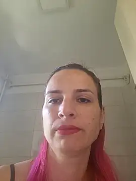 Snapshot of Vickeysweet chatting on 07-21-26, 11:56 Vickeysweet online show from 07-21-26, 11:56