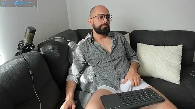 ezequiel mobland online show from 07-10-26, 01:36