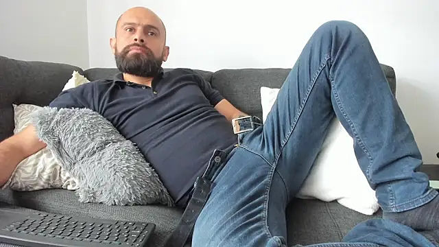ezequiel mobland online show from 07-26-26, 02:02