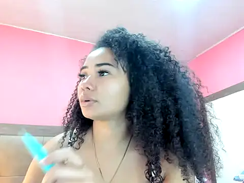 Snapshot of Naomi_Moon_ chatting on 07-23-26, 02:48 Naomi Moon online show from 07-23-26, 02:48