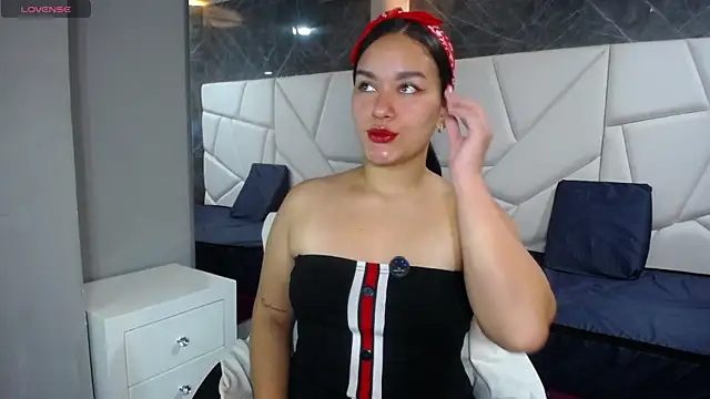 emily gomez159 online show from 07-30-26, 12:04