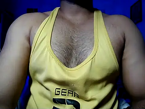 Snapshot of bodytobodyxxx chatting on 07-19-26, 08:40 bodytobodyxxx online show from 07-19-26, 08:40
