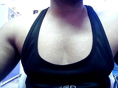 Snapshot of bodytobodyxxx chatting on 07-23-26, 06:55 bodytobodyxxx online show from 07-23-26, 06:55