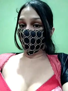 Snapshot of Shabana07 chatting on 07-28-26, 02:46 Shabana07 online show from 07-28-26, 02:46