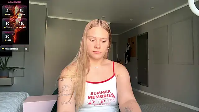 Snapshot of Stefany_Bloserful chatting on 07-28-26, 07:04 Stefany Bloserful online show from 07-28-26, 07:04
