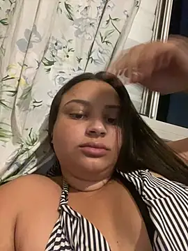 Snapshot of iankinha chatting on 07-27-26, 11:23 iankinha online show from 07-27-26, 11:23