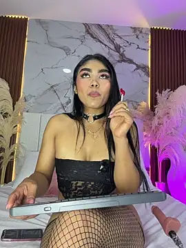 Snapshot of Roxana_gomezz chatting on 07-28-26, 05:47 Roxana gomezz online show from 07-28-26, 05:47