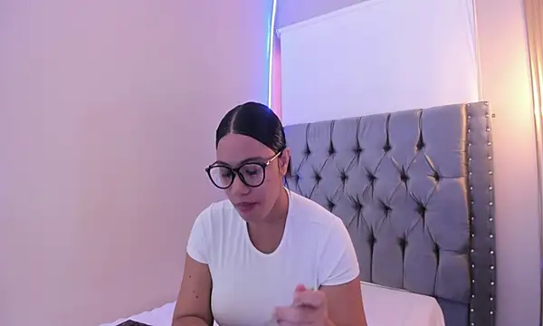 Snapshot of Kataleya_Monet_ chatting on 07-18-26, 12:20 Kataleya Monet online show from 07-18-26, 12:20