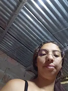 Snapshot of aziel_ardiente chatting on 07-16-26, 11:05 aziel ardiente online show from 07-16-26, 11:05