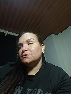 Snapshot of Zuleyka_47 chatting on 07-10-26, 05:45 Zuleyka 47 online show from 07-10-26, 05:45