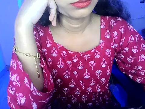Snapshot of PRIYANKA_KHAAN chatting on 07-24-26, 07:01 PRIYANKA KHAAN online show from 07-24-26, 07:01
