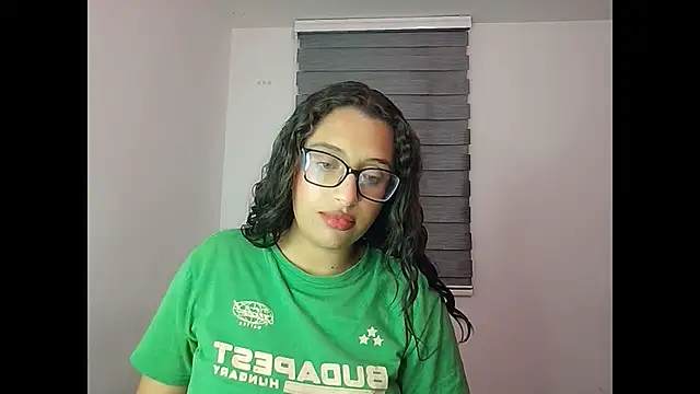 Snapshot of maria_stevens_s chatting on 07-28-26, 03:02 maria stevens s online show from 07-28-26, 03:02