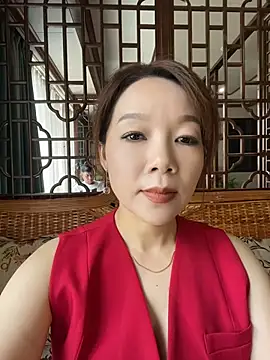 Snapshot of si-si-love chatting on 07-27-26, 05:47 si-si-love online show from 07-27-26, 05:47