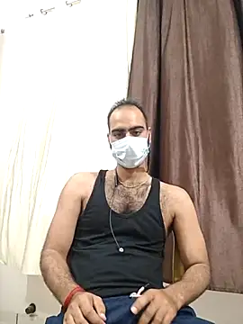Snapshot of darinda9090 chatting on 07-13-26, 11:57 darinda9090 online show from 07-13-26, 11:57