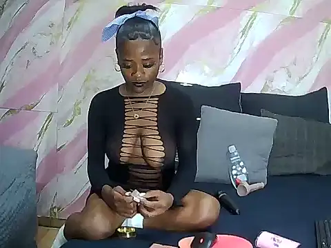 SexyAdel11 online show from 07-28-26, 05:45