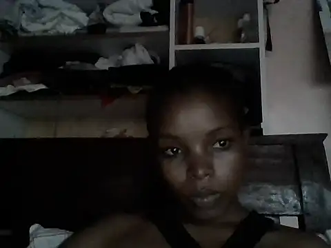Snapshot of sweeriechocho chatting on 08-02-26, 12:58 sweeriechocho online show from 08-02-26, 12:58
