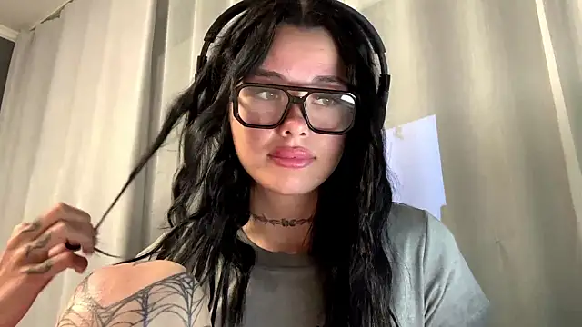 Astrid XxX online show from 07-07-26, 07:07