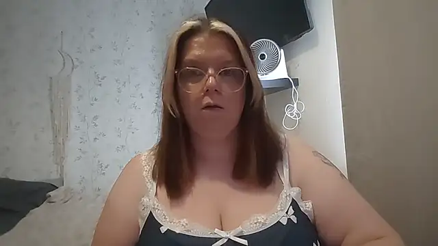 Snapshot of Sinful-Hope chatting on 07-21-26, 04:20 Sinful-Hope online show from 07-21-26, 04:20