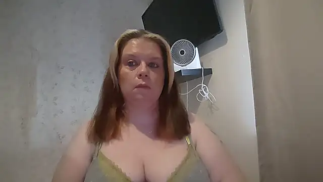 Snapshot of Sinful-Hope chatting on 07-30-26, 03:00 Sinful-Hope online show from 07-30-26, 03:00