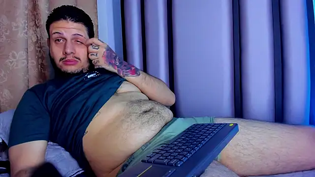 Snapshot of Pablo-hot chatting on 07-21-26, 11:56 Pablo-hot online show from 07-21-26, 11:56
