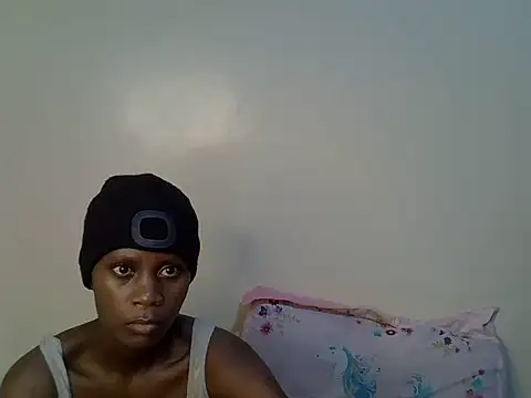 MoonlitDuo online show from 07-16-26, 12:27