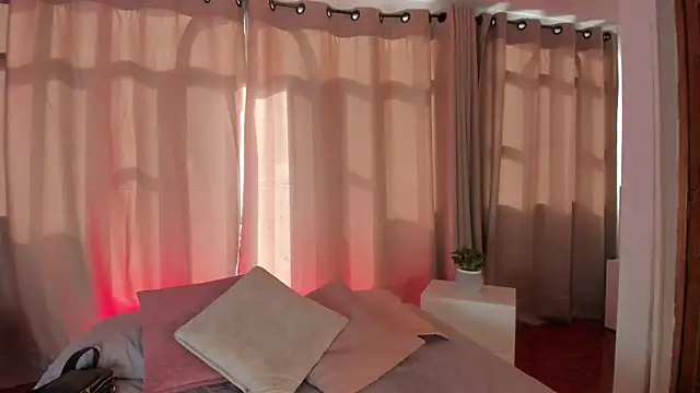 Miia Anderson 1 online show from 07-11-26, 08:33