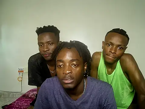 threemanias online show from 07-20-26, 01:13