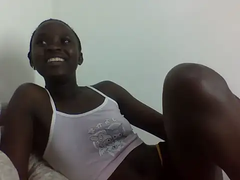 Snapshot of Letvia_B chatting on 07-06-26, 09:06 Letvia B online show from 07-06-26, 09:06