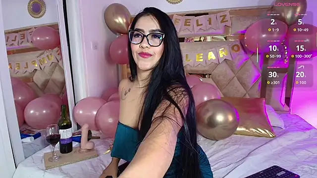 Snapshot of sweet-danny26 chatting on 07-24-26, 08:18 sweet-danny26 online show from 07-24-26, 08:18
