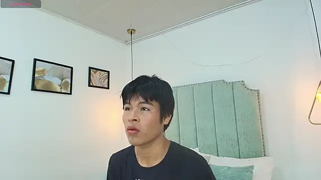 EmmaCameron online show from 07-08-26, 04:44