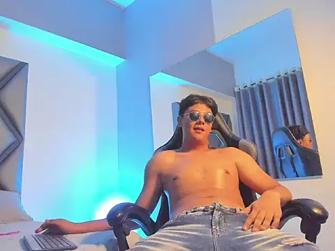 Asier 23 online show from 07-15-26, 04:07