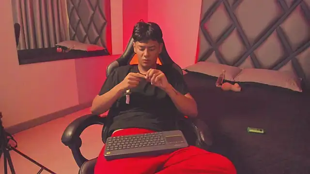 Asier 23 online show from 07-24-26, 05:27
