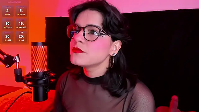 Snapshot of Valeriekay__ chatting on 07-25-26, 01:08 Valeriekay online show from 07-25-26, 01:08