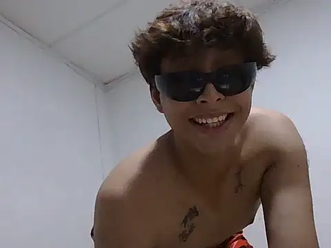 NarcismoXmoon online show from 07-15-26, 12:16