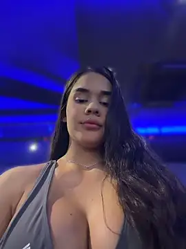 BellaLeclair  online show from 07-13-26, 07:49