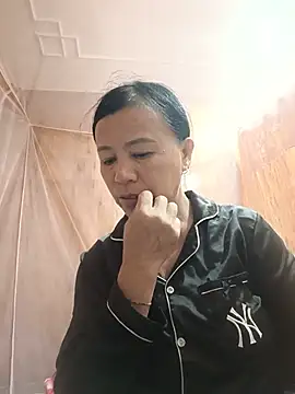 Chilly-wet online show from 07-22-26, 01:36