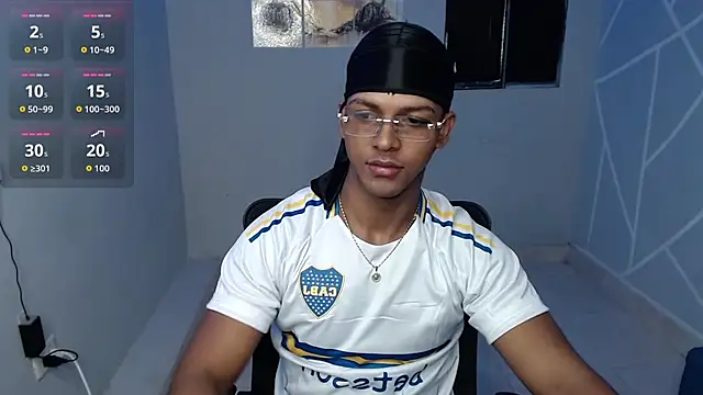 Snapshot of Jordan_z_ chatting on 07-13-26, 02:31 Jordan z online show from 07-13-26, 02:31